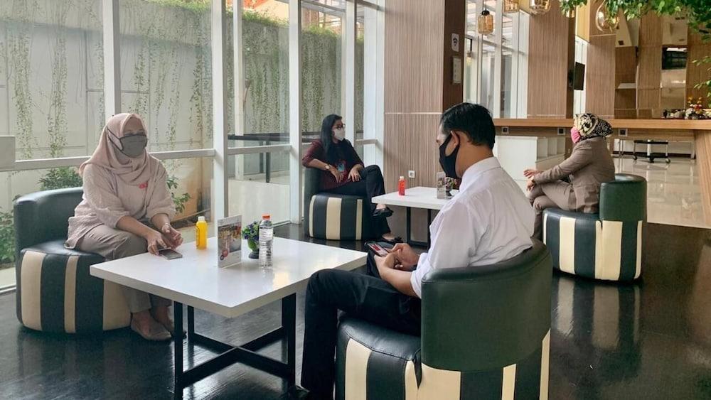 Cordela Senen Jakarta Luaran gambar