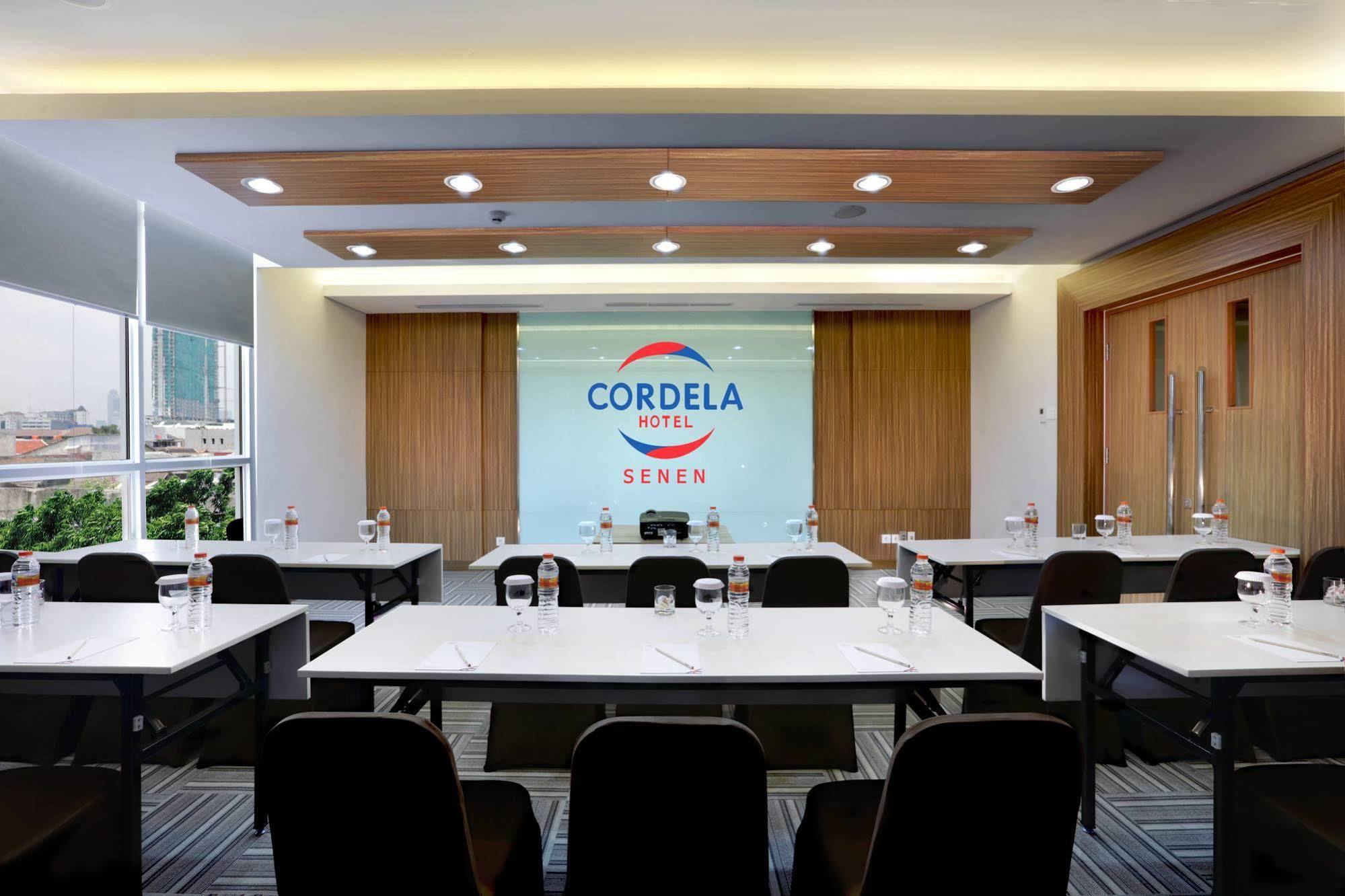 Cordela Senen Jakarta Luaran gambar